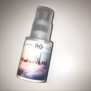 R+Co Skyline Dry Shampoo